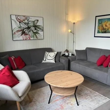 Kuestelnest Holiday home *