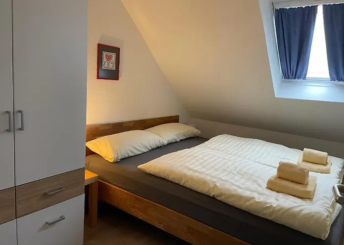 Kuestelnest Feriehus *