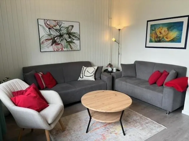 Kuestelnest Feriehus *